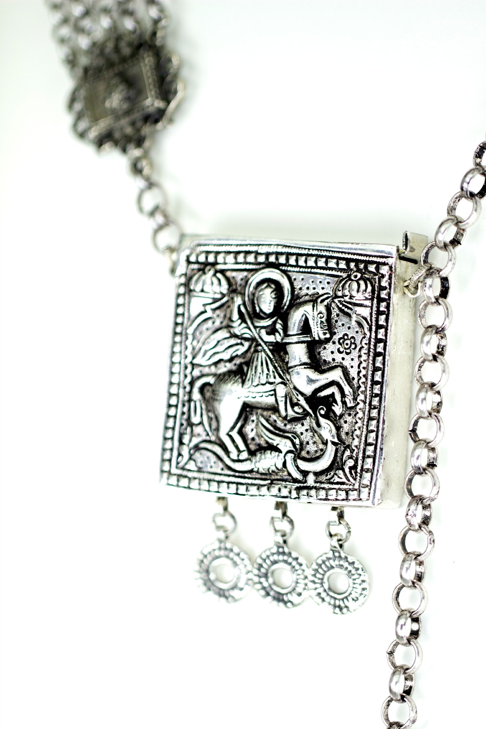 Καδένα με Φυλαχτό ' - ' ΑΝΔΡΙΚΕΣ ΚΑΔΕΝΕΣ & ΜΕΝΤΑΓΙΟΝ